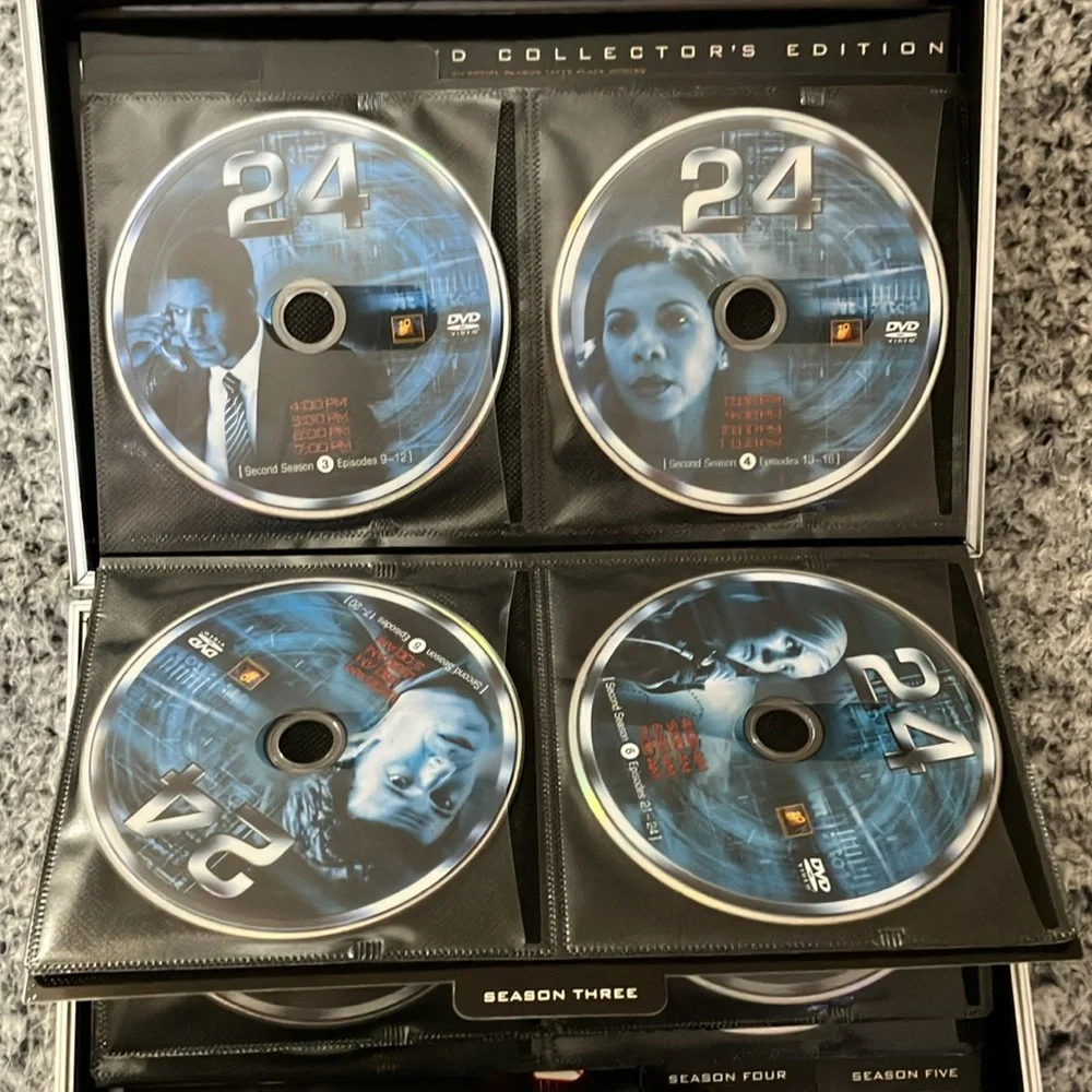 24 season 1-5 dvd collection edition briefcase - Picture 8 of 9